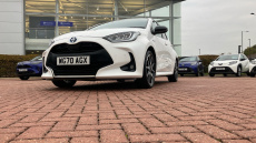 Toyota Yaris 1.5 Hybrid Dynamic 5dr CVT Hybrid Hatchback